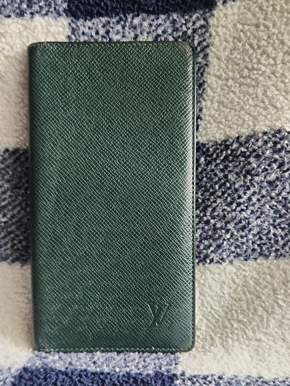Louis Vuitton Dark Green Tiaga Long Card Holder